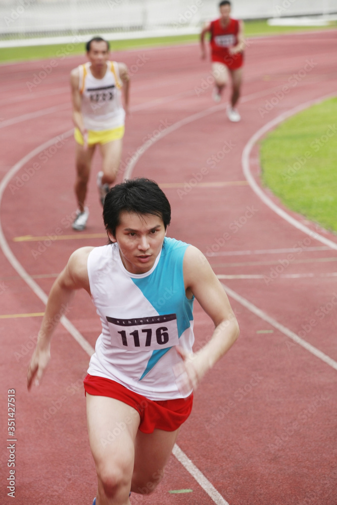 Men racing to finish line