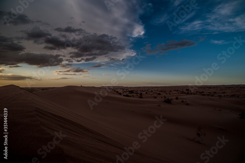Sunset over the desert © Ricardo