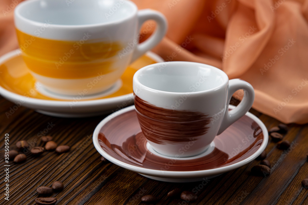 Obraz premium brown cups on brown background