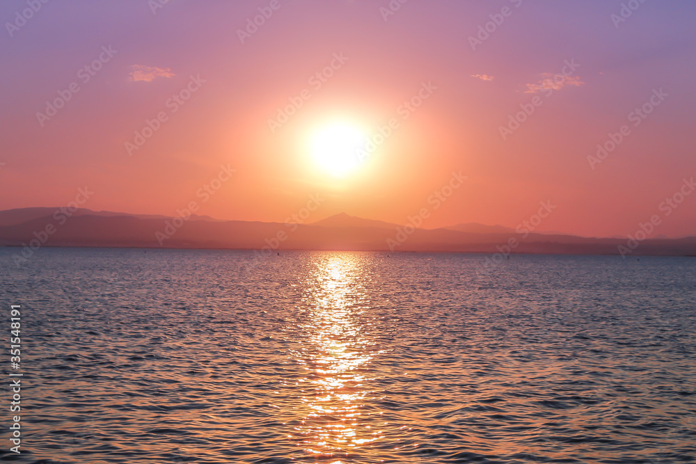 Fototapeta premium sunset in the lagoon of valencia.