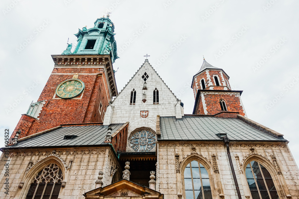 Obraz premium Traditional Cathedral building in Warsaw, Poland