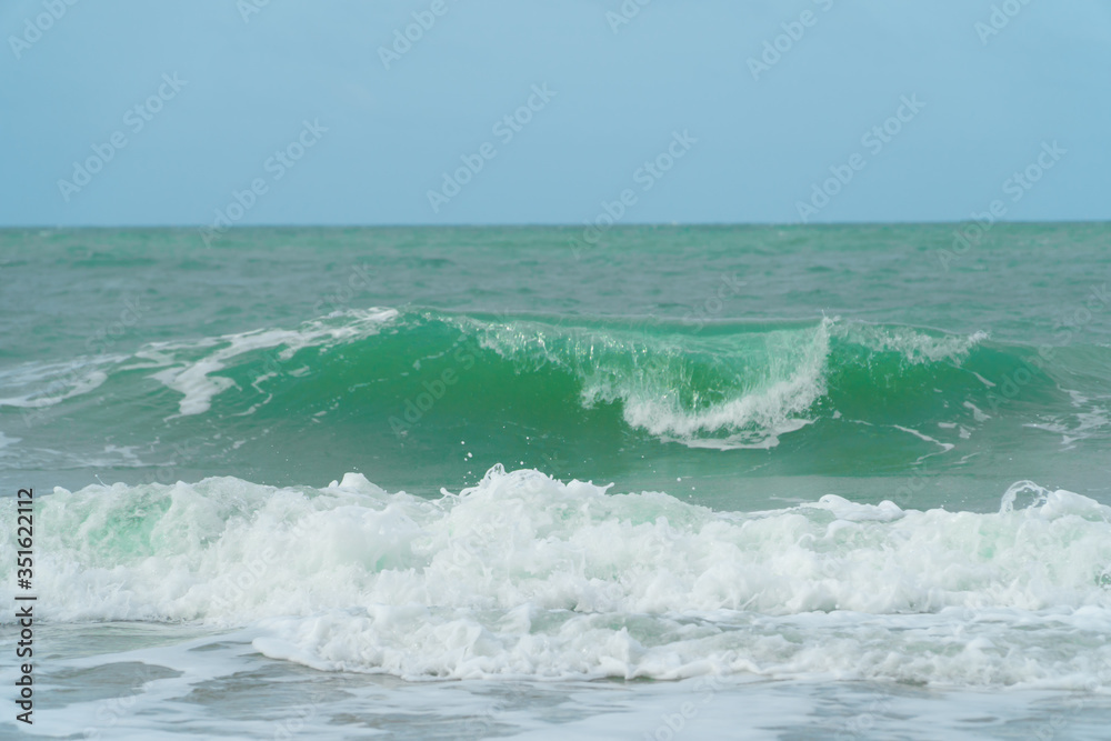 Sea waves in winter, the sky is closed, no sunshine