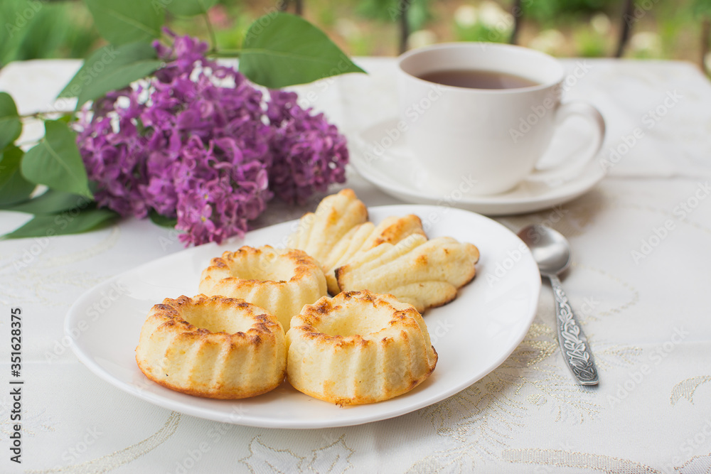 Freshly baked muffins for breakfast.