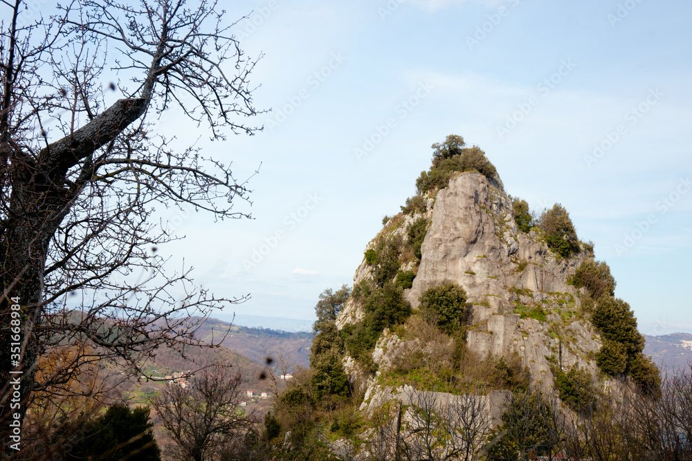 Pietrastornina, Avellino. The gigantic rock that dominates the village of Pietrastornina. Irpinia, Campania, Italy.
D

