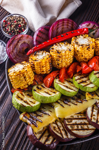 appetizing fresh grilled vegetables in a cast iron skillet