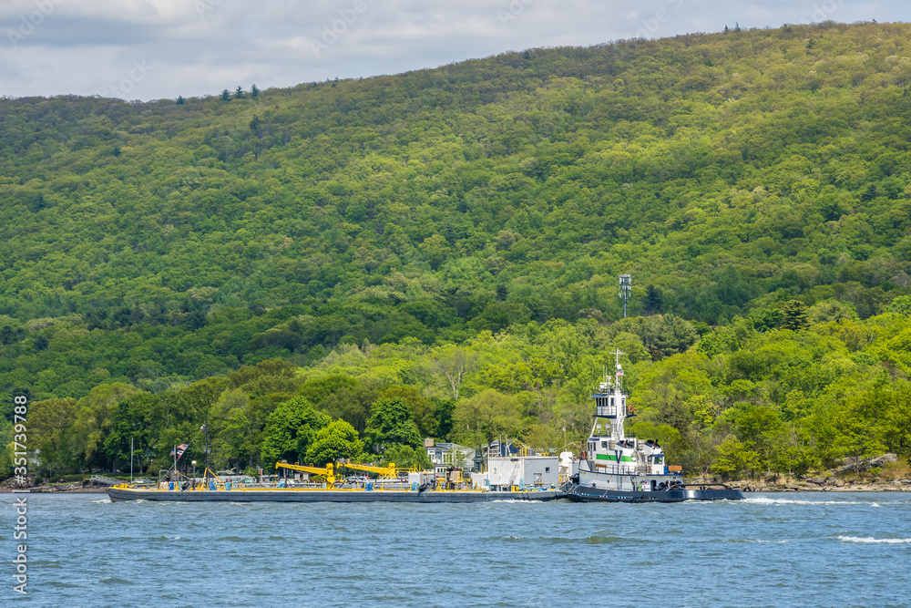 Photo of the ship on the Hudson River