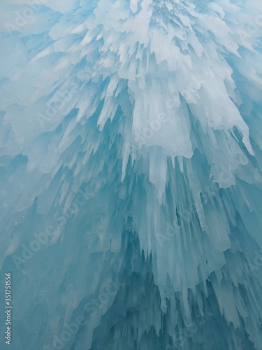 ice all around