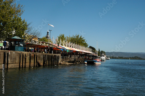 Valdivia Sur de Chile sudamerica rio Calle Calle naturaleza barcos yates deportes nauticos