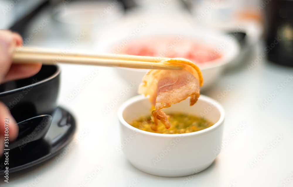 The real atmosphere in the Shabu restaurant