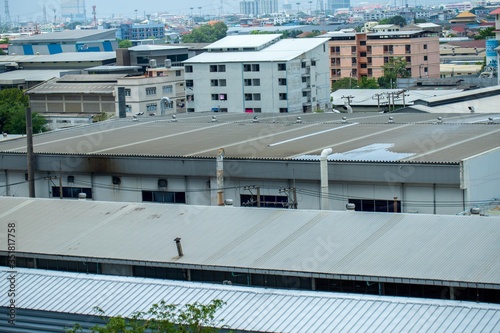 Sun-shading roof and rain in Thailand