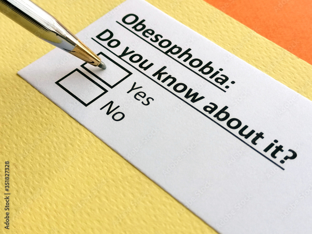 One person is answering question about obesophobia.