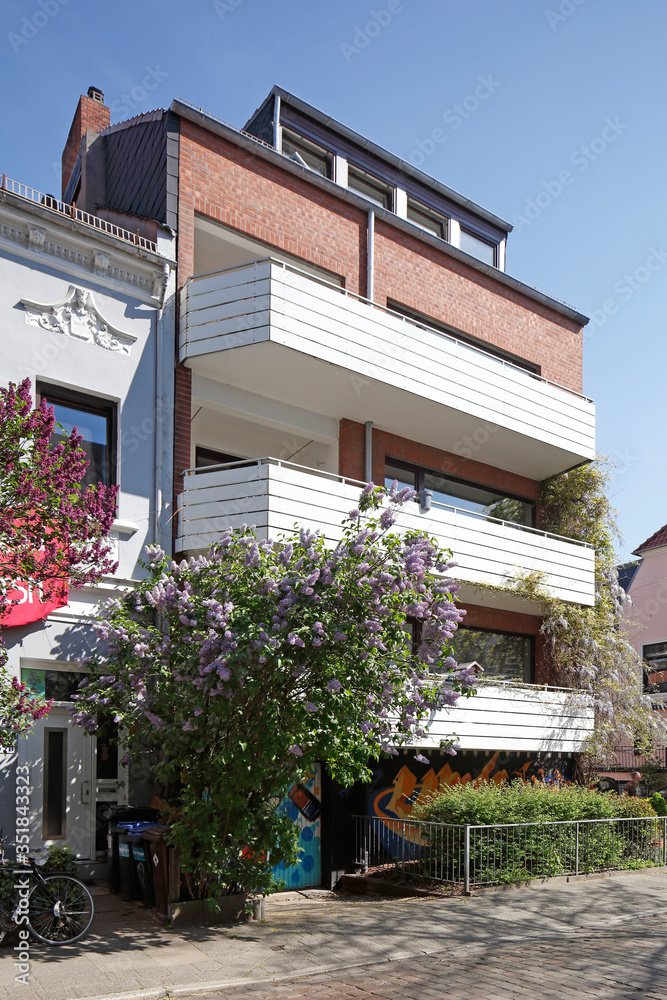 Modernes Wohngebäude aus Backstein, Mehrfamilienhaus, , Bremen, Deutschland, Europa