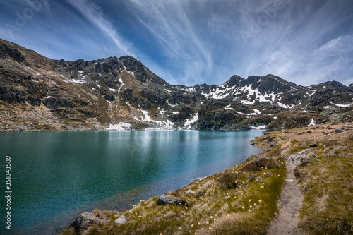Lacs, étangs de Fontargente dans les Pyrénées - Ariège - Occitanie - France