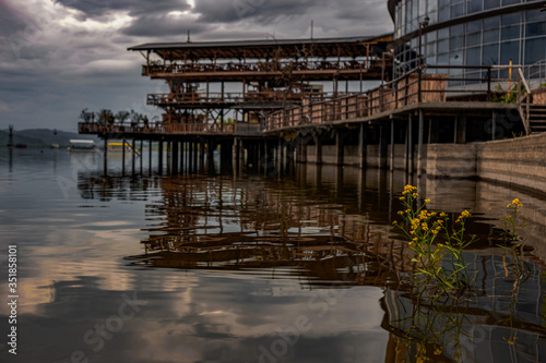 
restaurant above the lake