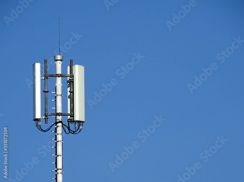 Antennen am Mobilfunkmast