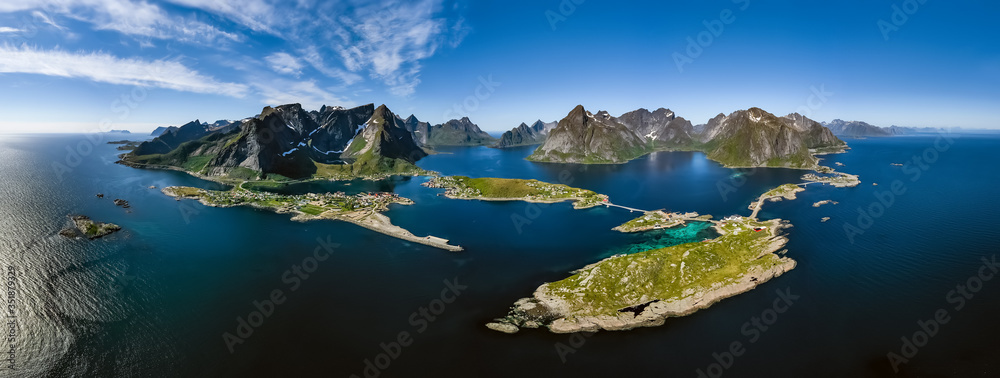 Lofoten is an archipelago in the county of Nordland, Norway. - obrazy, fototapety, plakaty 