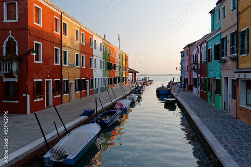 Kolorowe domki w Wenecji (Burano) © Miroslaw