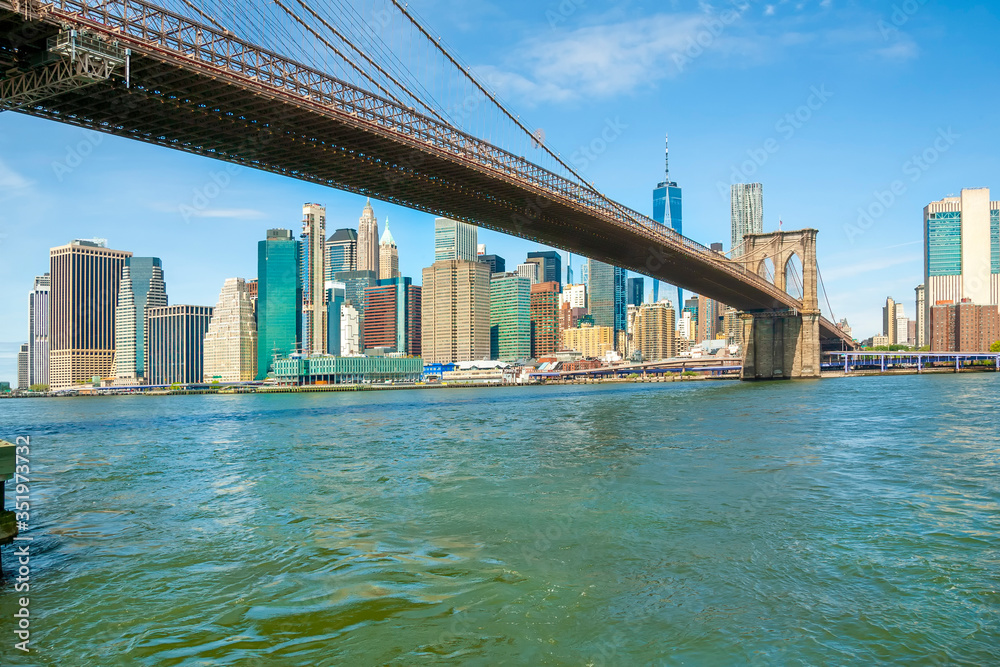 Famous Skyline of downtown New York and Brooklin Bridge