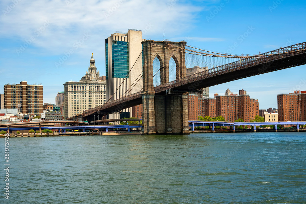 Brooklyn Bridge and Manhattan skyline as seen from Brooklyn Bridge Park, New York City
