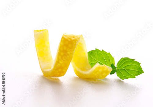 Bild auf Leinwand lemon zest isolated on white background
