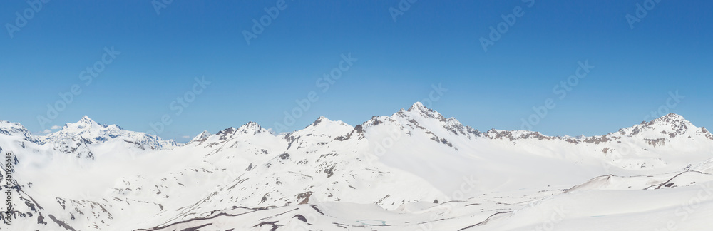White mountains panorama