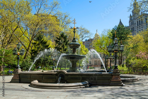 Obraz na płótnie City Hall Park fountain. New York City Manhattan w salonie