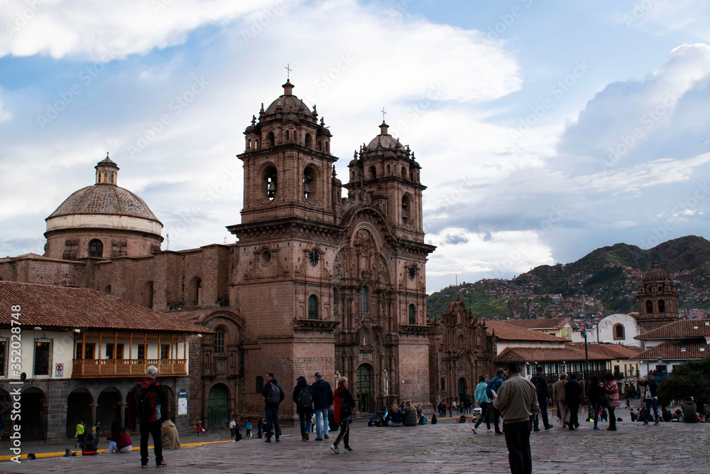 Fototapeta premium Church building Cusco main Square sky