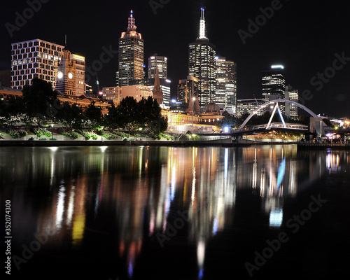 Night city Melbourne river