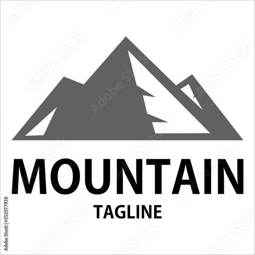 Simple moutain icon, logo vector design element

