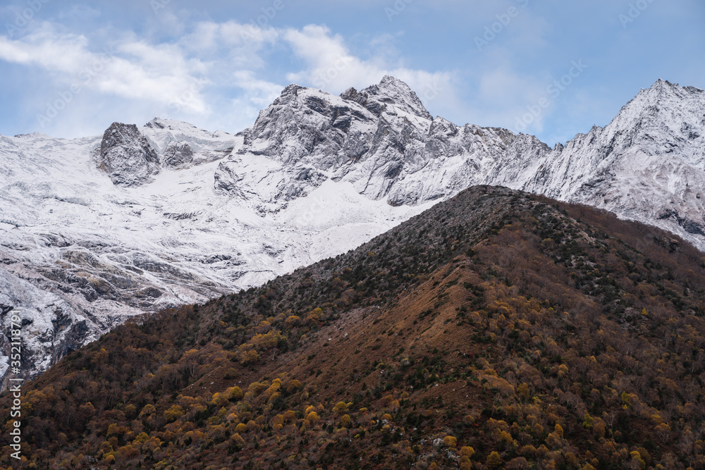 Beautiful autumn season in Manaslu circuit trekking route in Himalaya mountains range, Nepal