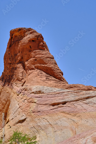 Large monoliths and smooth glacial carved rocks mark the Nevada Desert