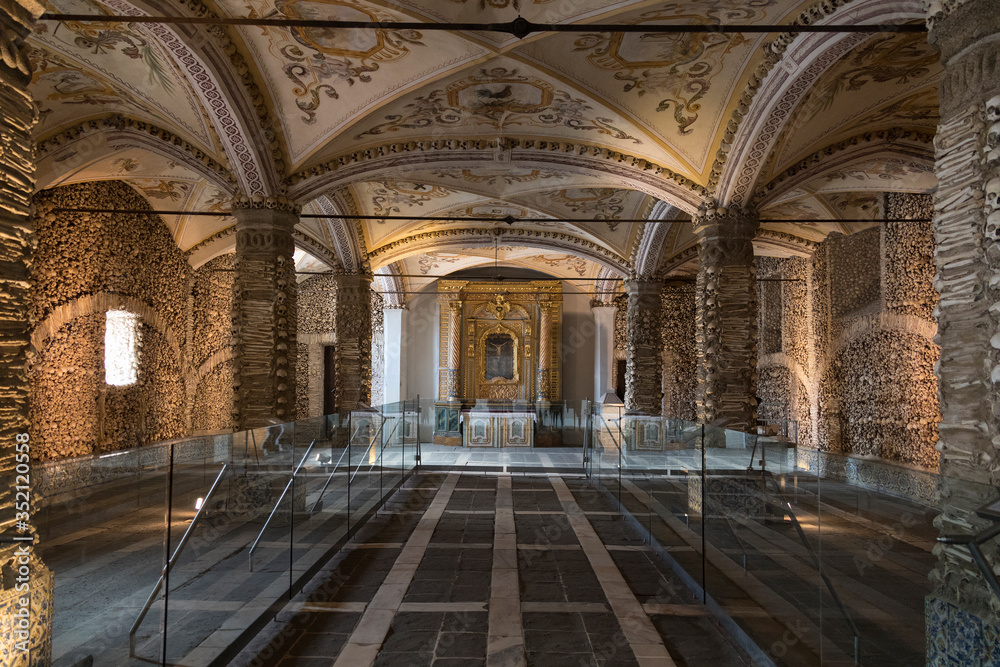 Capela dos Ossos - Evora - Portugal