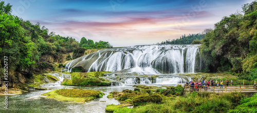 Fototapeta Naklejka Na Ścianę i Meble -  Huangguoshu waterfall group, Guizhou, China..