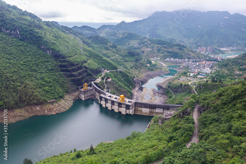 Canvas Print Dam wall and surrounding landscape at Wulong Dam in Chongqing, China