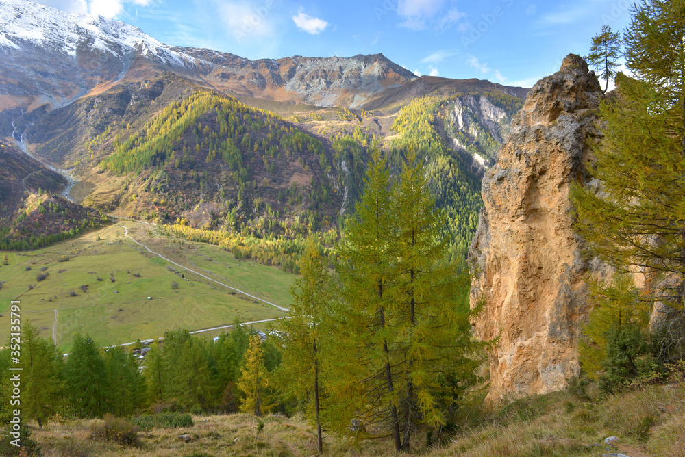 beautiful landscape of alpine european mountain range in park la vanoise