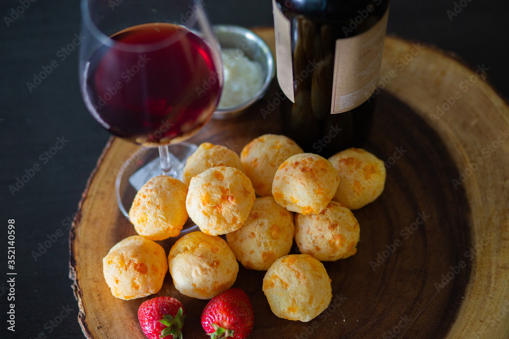 Cheese Bread served in a restaurant.
Brazilian snack cheese bread - Traditional Brazilian food. Cheese Bread served in a restaurant.
Brazilian snack cheese bread - Traditional Brazilian food.