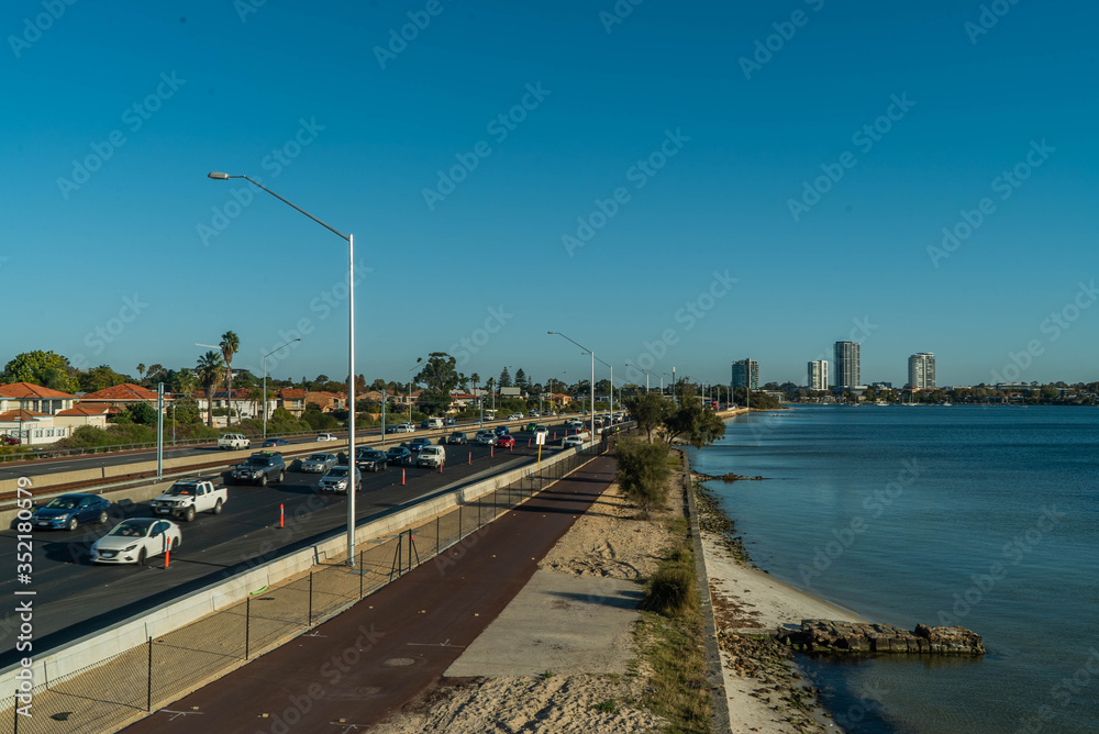 The perth freeway in the afternoon