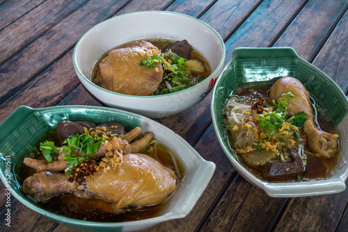 braised chicken noodles photo