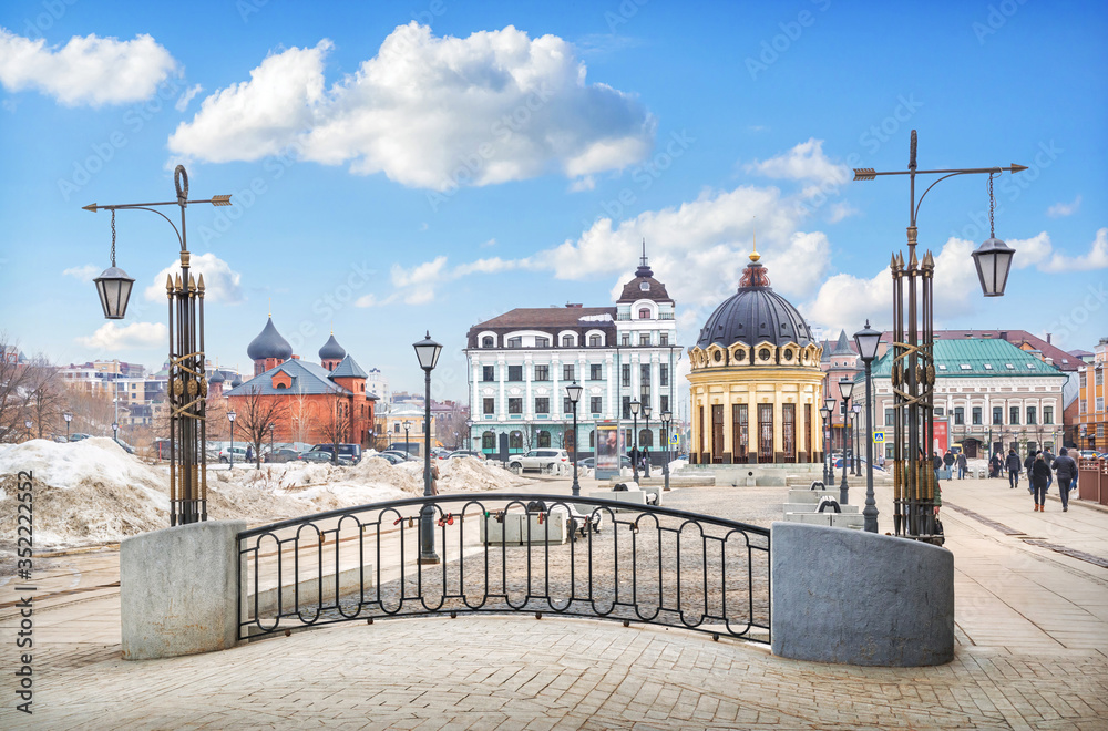 Naklejka premium Покровский собор и Ротонда Pokrovsky Cathedral and Rotunda