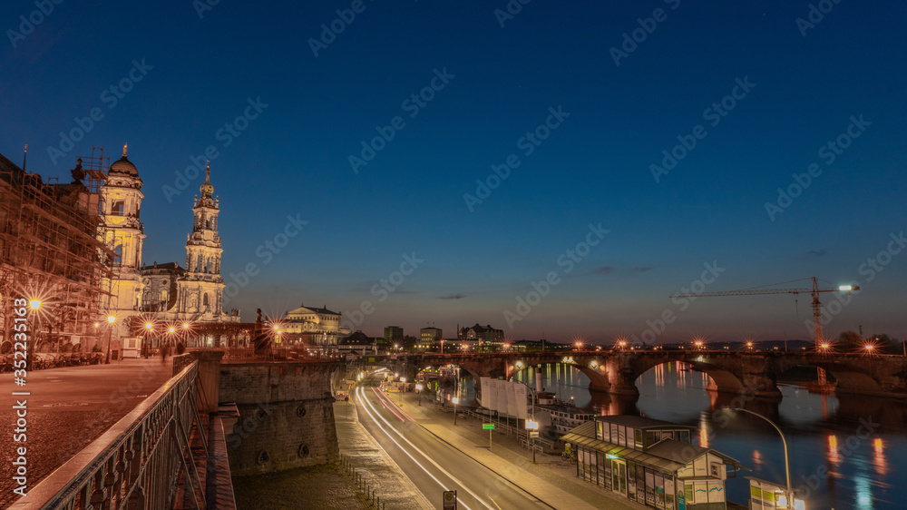 Obraz premium dresden in the night
