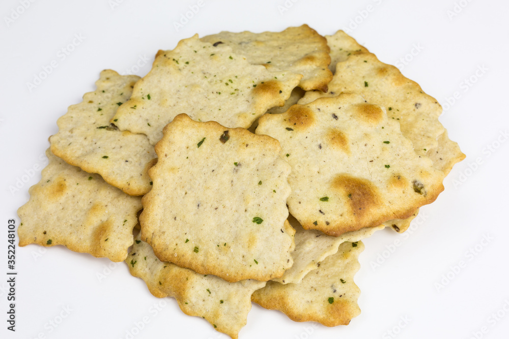 heap of mediterranean crunchy cracker with black and green olives