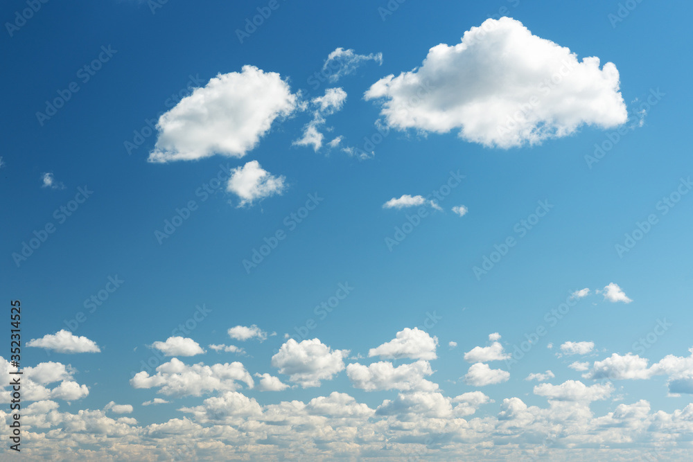 Fototapeta premium Beautiful clouds on a background of blue sky