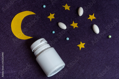 Cuadro en lienzo Sky with moon and stars and sleeping pills