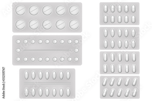 Medecine pills. Medecine painkillers, antibiotics, vitamins and aspirin tablets. Set of white blisters realistic icons with pills and capsules.