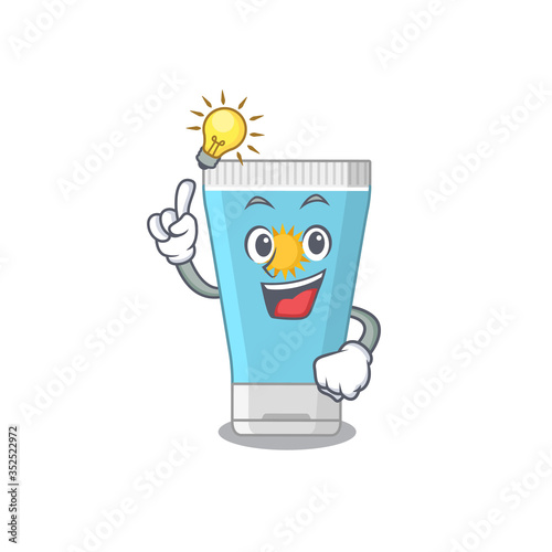 Mascot character of smart sunblock cream has an idea gesture