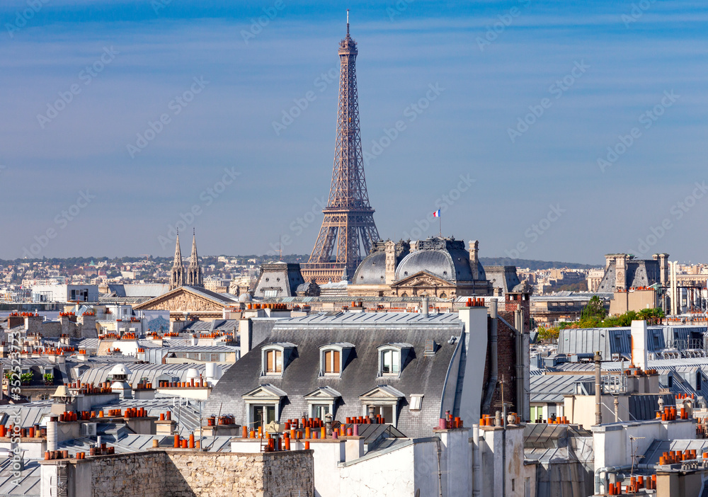 Φωτογραφία Paris. Scenic aerial view of the city in the early morning.