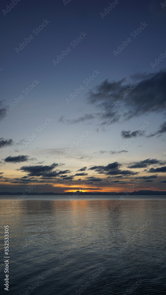 Naklejka premium sunset