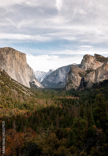 Yosemite National Park © Andrew Bayda