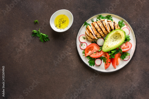 Grilled chicken and avocado