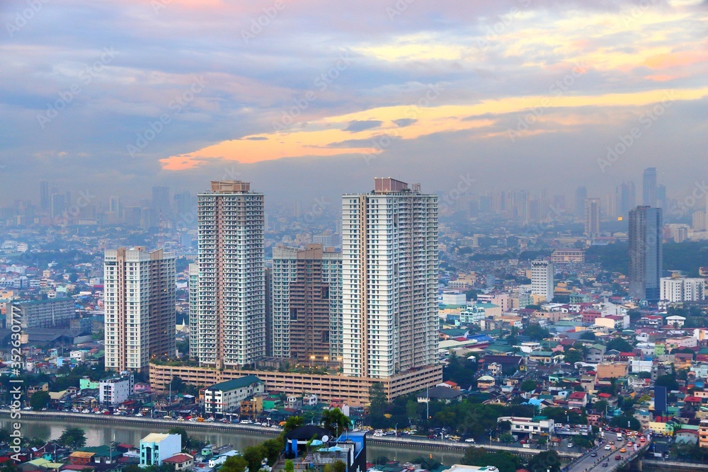 Fototapeta premium Mandaluyong in Manila, Philippines